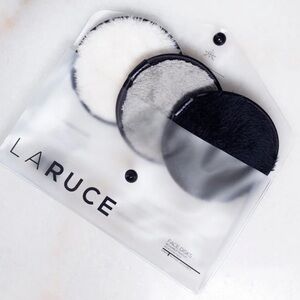 LARUCE Beauty Face Disks Reusable Makeup Remover Pads Set of 3 in Case *BNIP